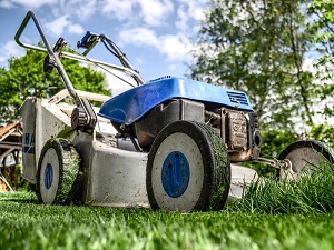 Yard Work Injuries Are Common With Warming Weather
