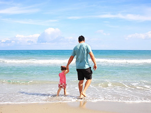 5 Tips For Staying Cool And Hydrated This Summer